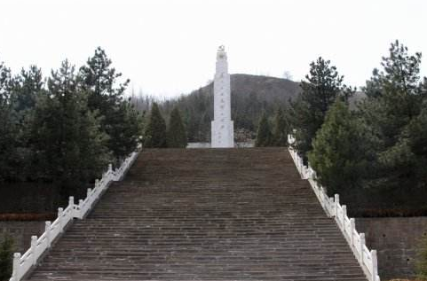 延安红色教育培训基地-四八烈士陵园